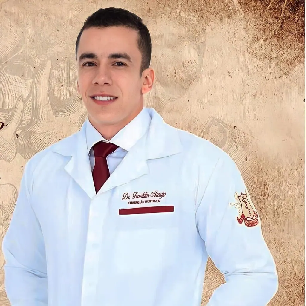 Dr. Franklin Araújo — CRO-MG 52709, dentista na Sobilis Odontologia Humanizada, Itapoã, Belo Horizonte